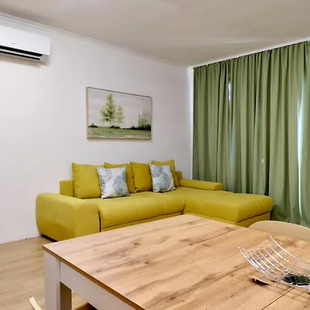 Lägenhet елоисета с паркомясто Stara Zagora